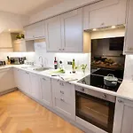 View Family & Pet Friendly - * Боунес-он-Уиндермер