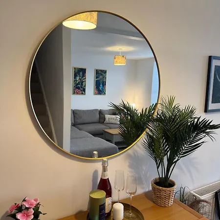Lola's Loft With Views - - Pet Friendly באונס-און-ווינדרמיר